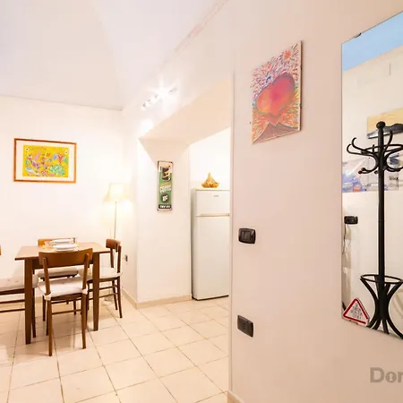 Villari Guest House By DomusExtra-3